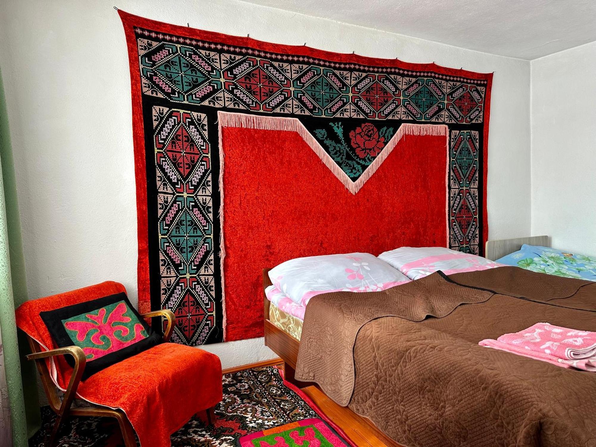 Kayyr Guest House Orgochor ภายนอก รูปภาพ