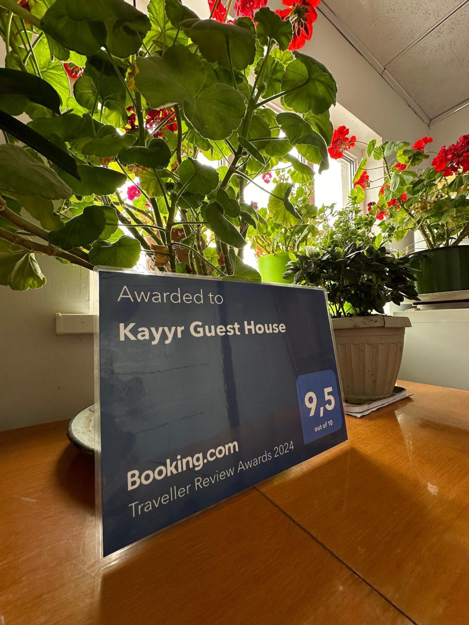 Kayyr Guest House Orgochor ภายนอก รูปภาพ