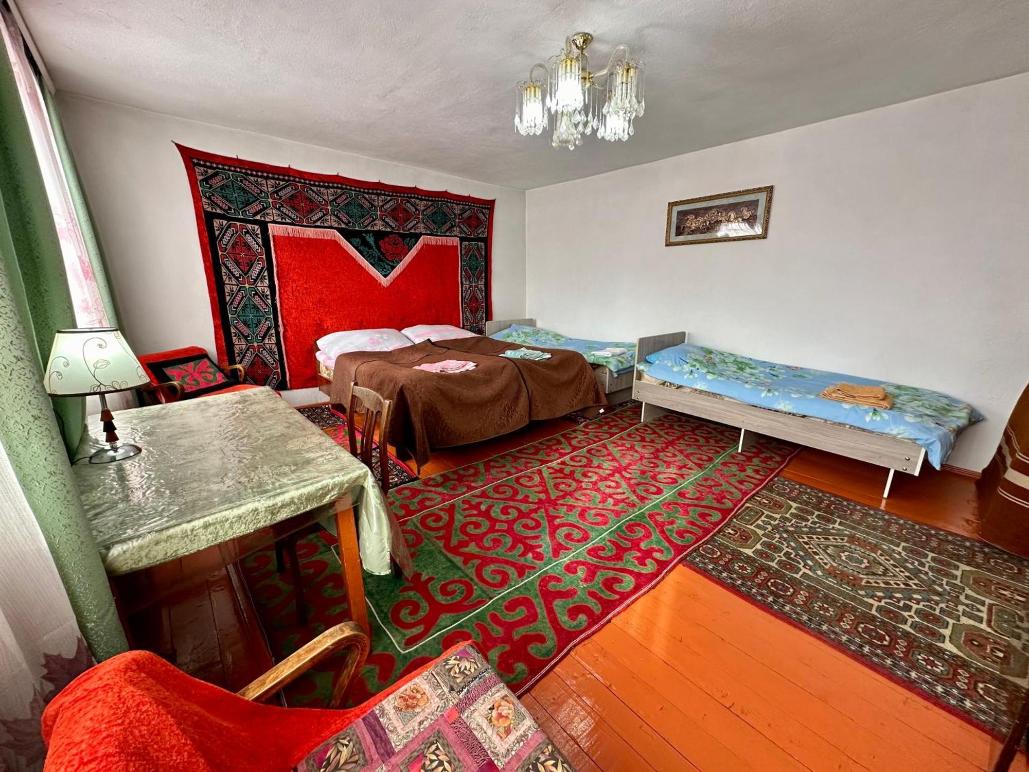 Kayyr Guest House Orgochor ภายนอก รูปภาพ